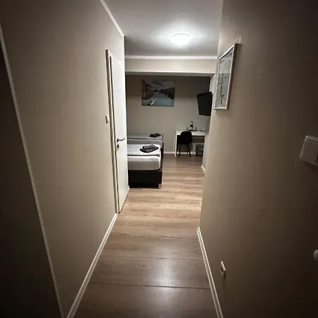 Checkinn باد سالزفلن