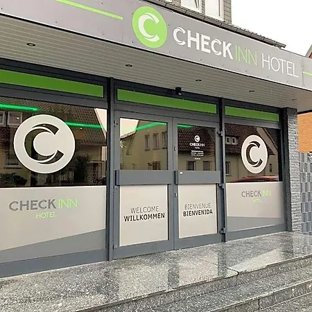 Отель Checkinn 3*